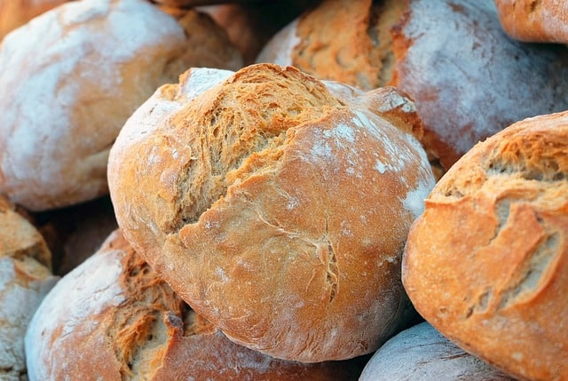 distributeur de pain et baguette en accès libre